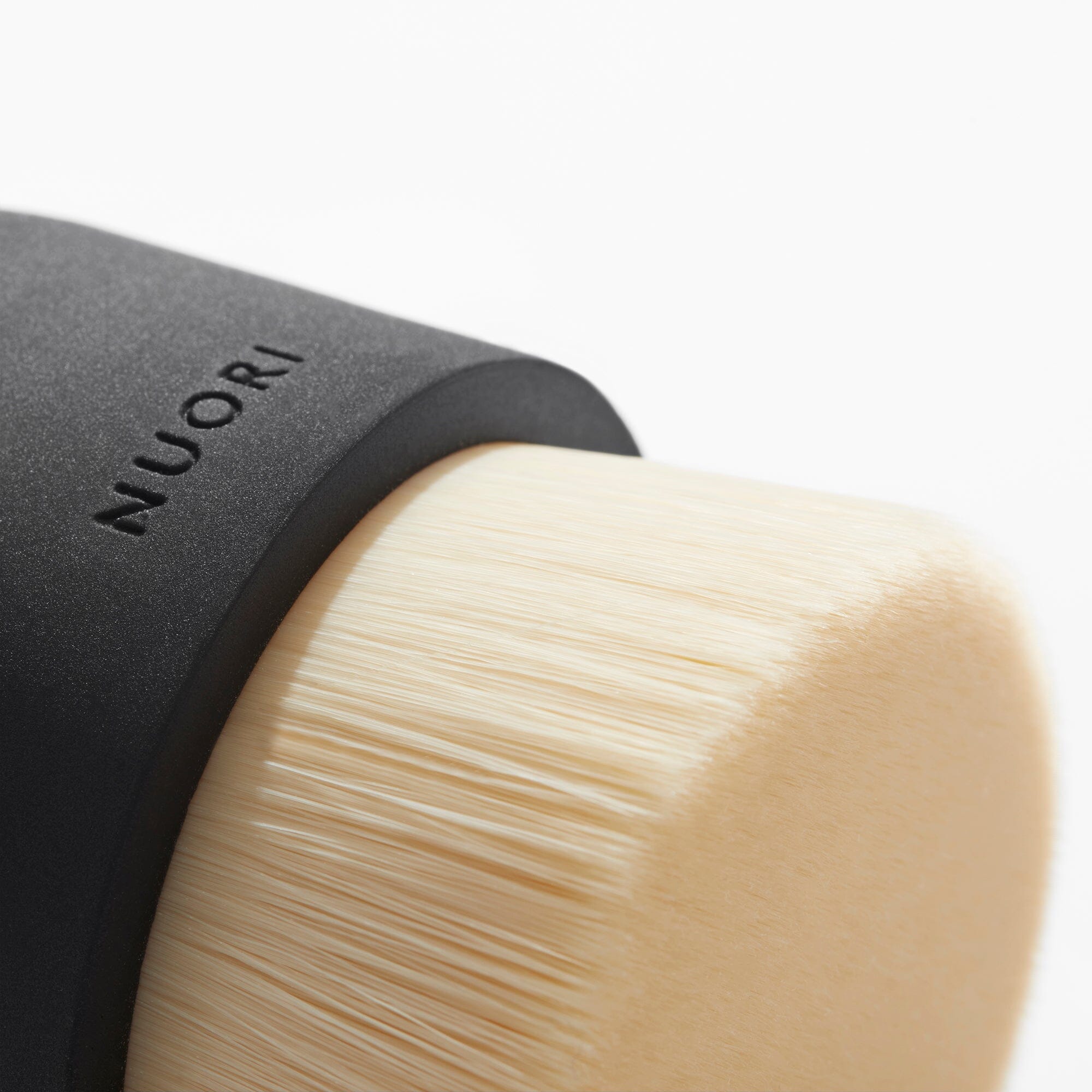 CARESSING FACIAL BRUSH Accessories NUORI 