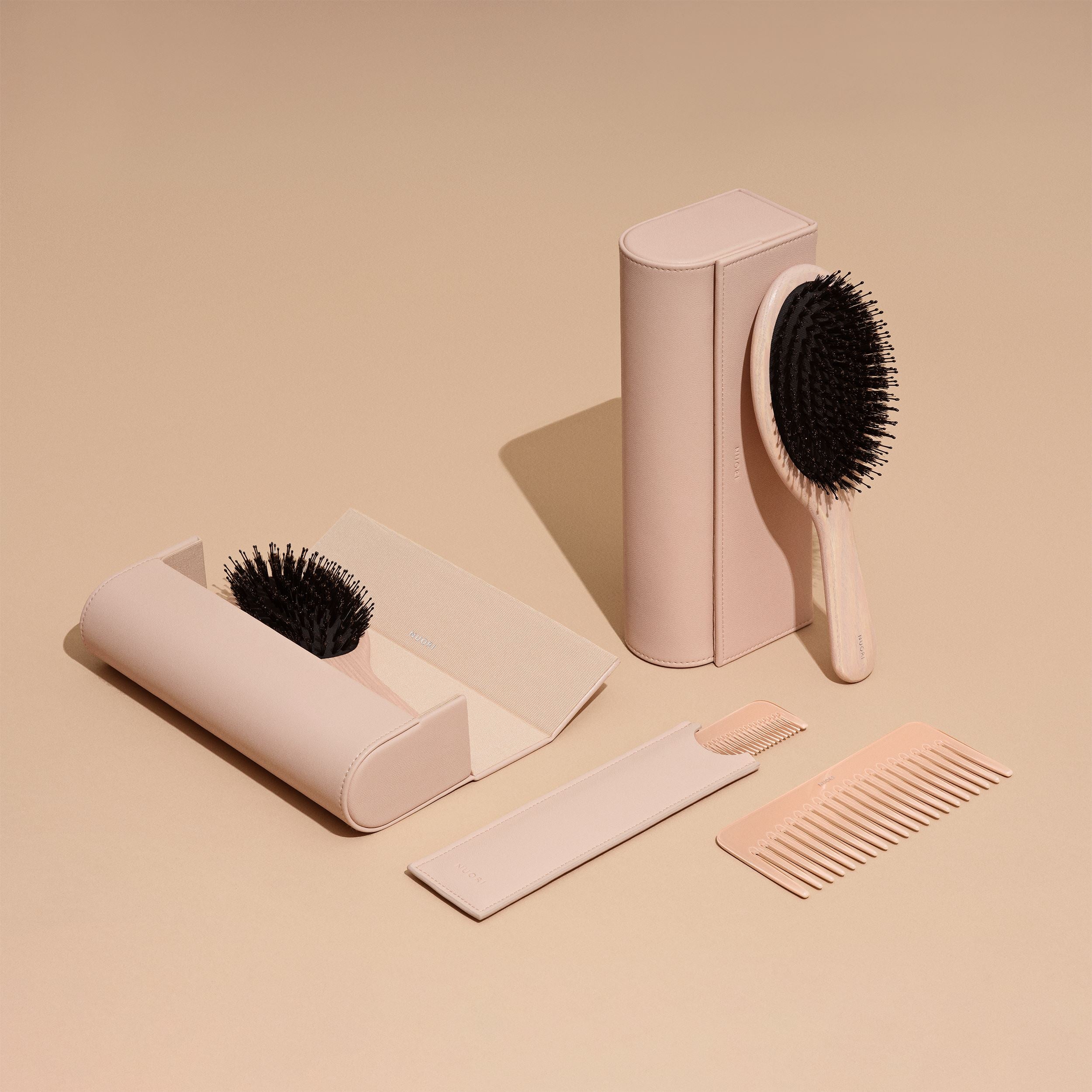 REVITALIZING HAIR BRUSH SMALL Accessories NUORI 